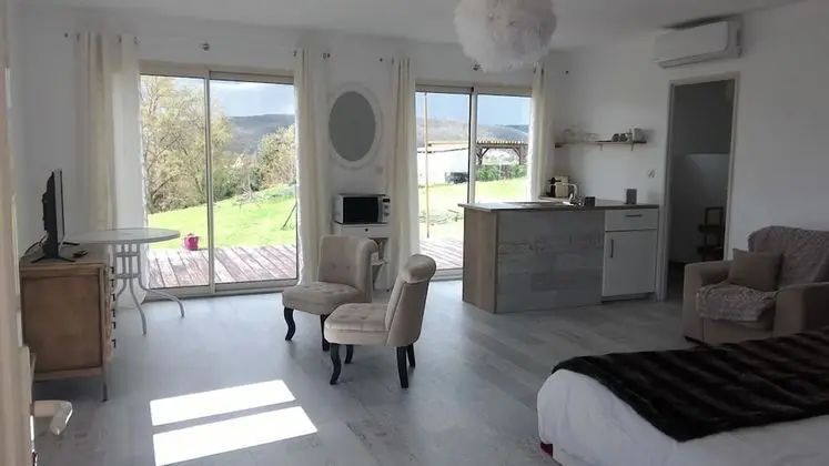 Tek Büyük Yataklı Oda