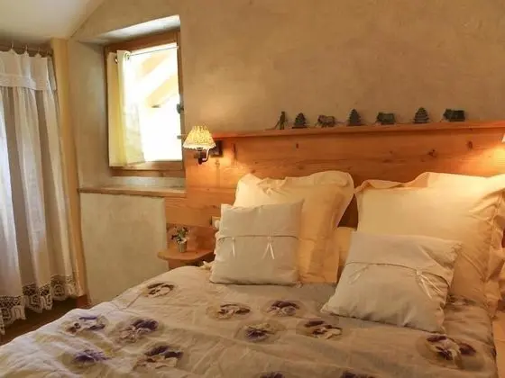 Comfort Tek Büyük Yataklı Oda, Banyolu/Duşlu, Bahçe Manzaralı