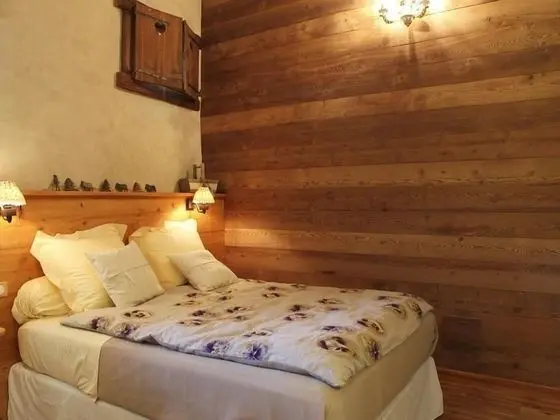 Comfort Tek Büyük Yataklı Oda, Banyolu/Duşlu, Bahçe Manzaralı