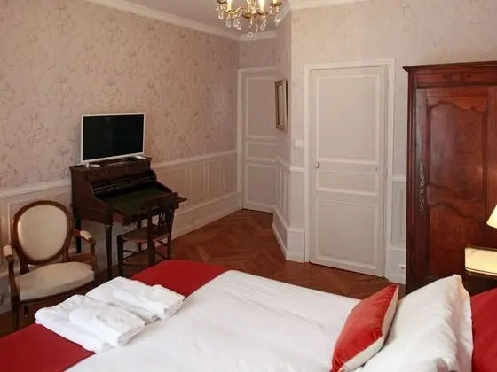 Tek Büyük Yataklı Oda, Banyolu/Duşlu (La Chambre de Ernest)