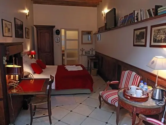 Tek Büyük Yataklı Oda, Banyolu/Duşlu (La Chambre d'Henry)