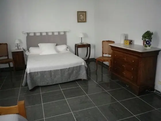 Üç Kişilik Oda, Birden Çok Yatak, Sigara İçilmez