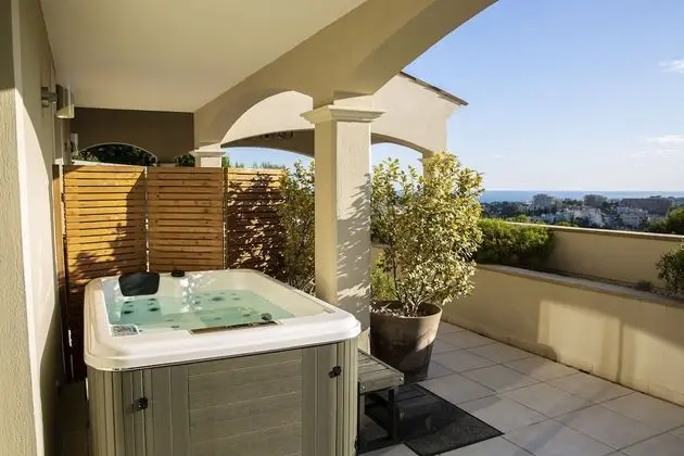 Superior Tek Büyük Yataklı Oda, Özel Banyo, Deniz Manzaralı