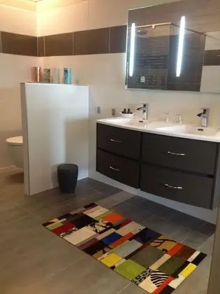 Tek Büyük Yataklı Oda (Florès)