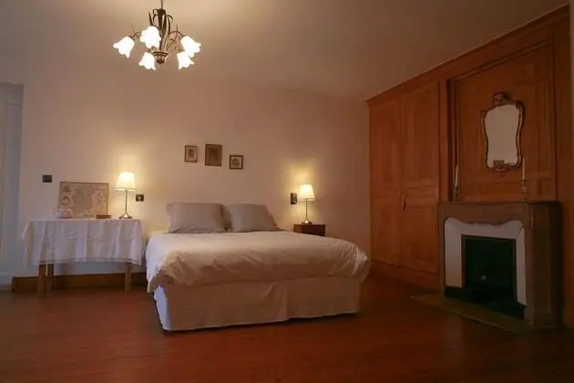 Tek Büyük Yataklı Oda (Lilas)