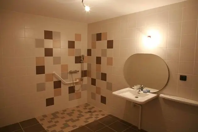 Tek Büyük Yataklı Oda (Lilas)