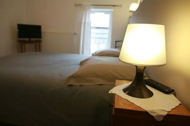 Tek Büyük Yataklı Oda (Violette)