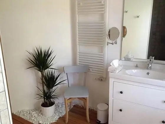 Standard Dört Kişilik Oda, Banyolu/Duşlu, Bahçe Manzaralı