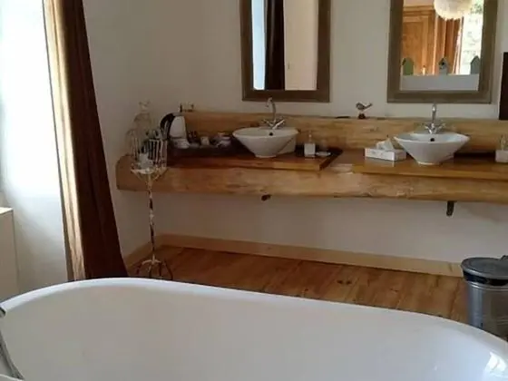 Standard Dört Kişilik Oda, Banyolu/Duşlu, Bahçe Manzaralı