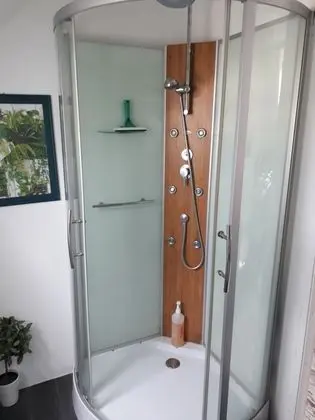 Family Oda, Bahçe Manzaralı (Romantique)