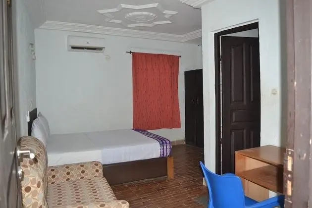 Classic Oda, 1 Büyük (Queen) Boy Yatak, Sigara İçilmez, Banyolu/Duşlu