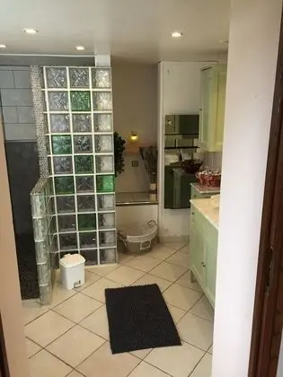 Tek Büyük Yataklı Oda, Havuz Kullanımı, Havuz Manzaralı (16m2)