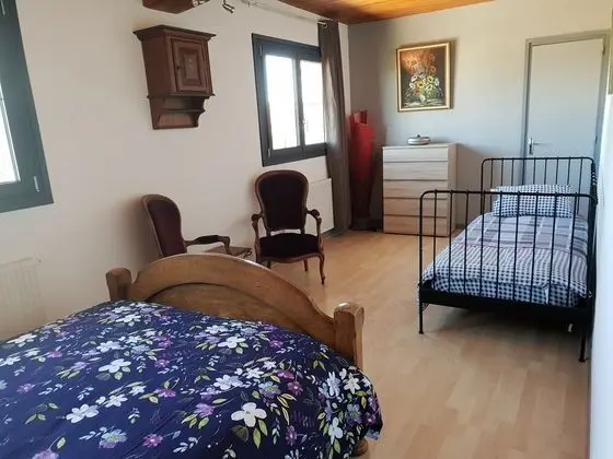 Üç Kişilik Oda