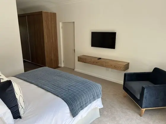 Executive Oda, Sigara İçilmez, Havuz Manzaralı