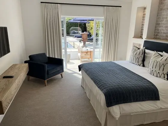 Executive Oda, Sigara İçilmez, Havuz Manzaralı