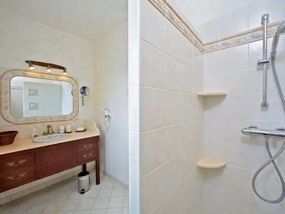 Tek Büyük Yataklı Oda (Castelnaud)