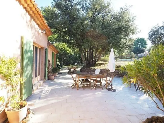 Standard Tek Büyük Yataklı Oda, Özel Banyo ( Aubergine)