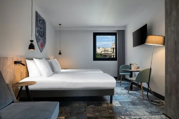 Premium Üç Kişilik Oda, Teras, Şehir Manzaralı