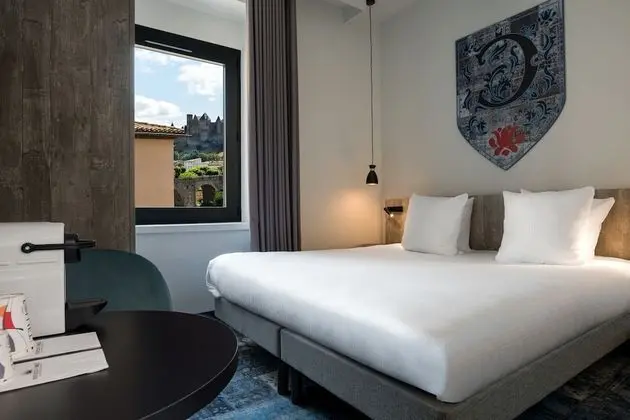 Superior Üç Kişilik Oda, Bahçe Manzaralı