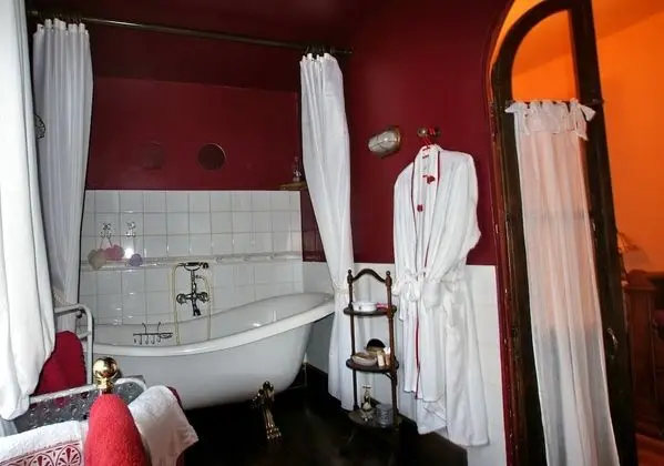 Tek Büyük Yataklı Oda, Balkon (Romantique)