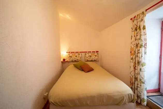 Classic Tek Büyük Yataklı Oda, Banyolu/Duşlu, Dağ Manzaralı (Point Sublime)