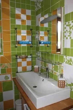 Tek Büyük Yataklı Oda (Au Fil de L'eau)