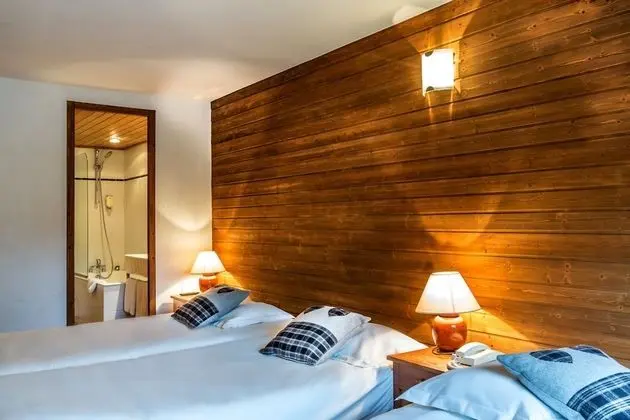 Classic Üç Kişilik Oda