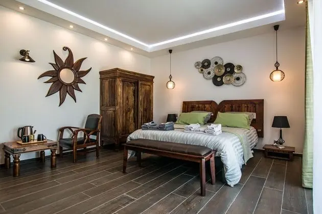 Elite Tek Büyük Yataklı Oda