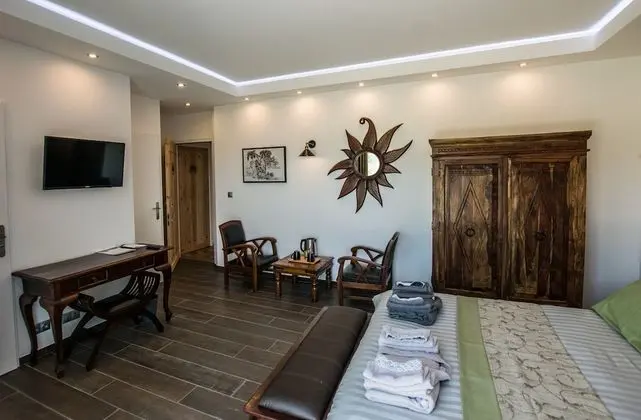 Elite Tek Büyük Yataklı Oda