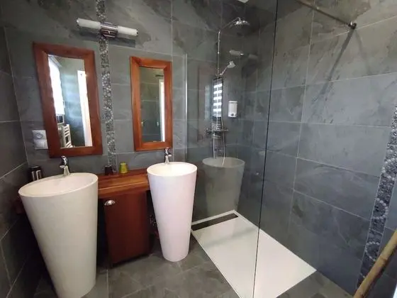 Elite Tek Büyük Yataklı Oda