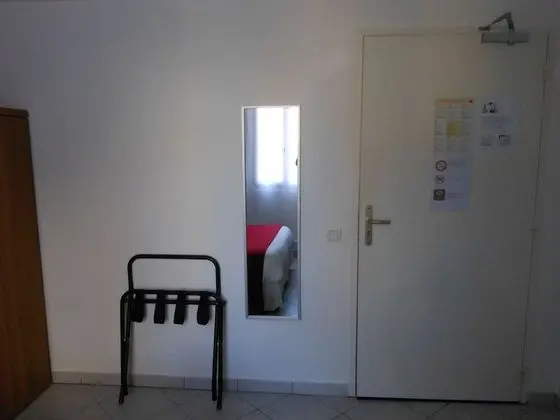 Standard Tek Büyük Yataklı Oda (20m²)