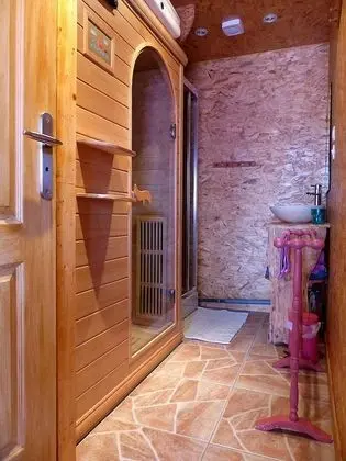 Üç Kişilik Oda (Hirondelles)