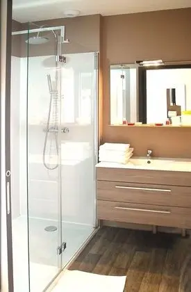 Tek Büyük Yataklı Oda, Balkon