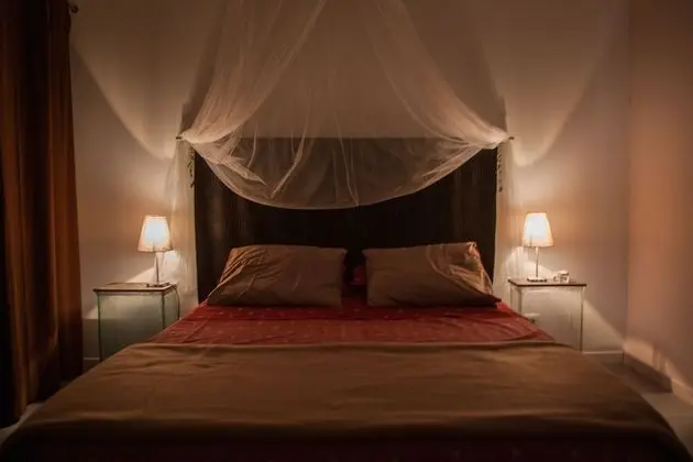 Tek Büyük Yataklı Oda (Le Mica)