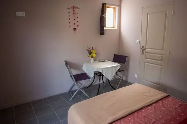 Tek Büyük Yataklı Oda (Le Mica)