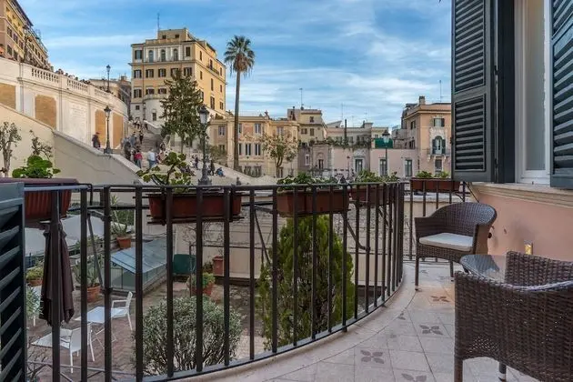 Deluxe Tek Büyük Yataklı Oda, Balkon