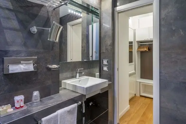 Deluxe Tek Büyük Yataklı Oda, Balkon