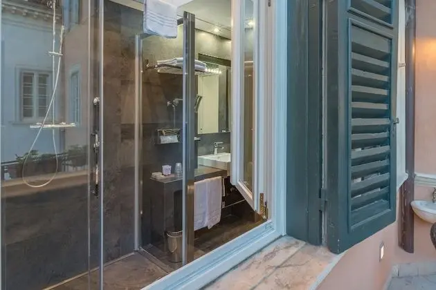 Deluxe Tek Büyük Yataklı Oda, Balkon