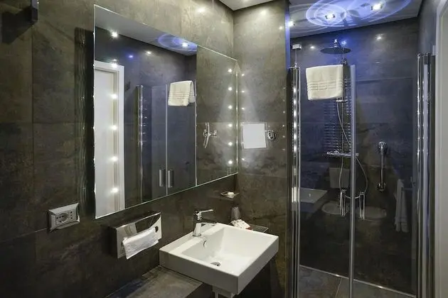 Deluxe Üç Kişilik Oda