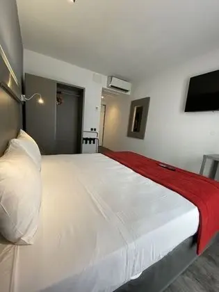 Comfort Tek Büyük Yataklı Oda