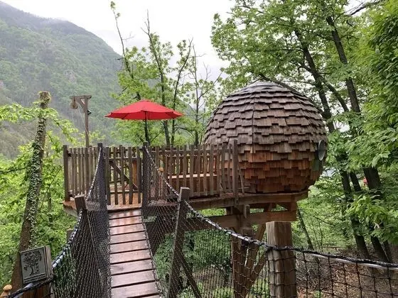 Superior Kulübe, Dağ Manzaralı