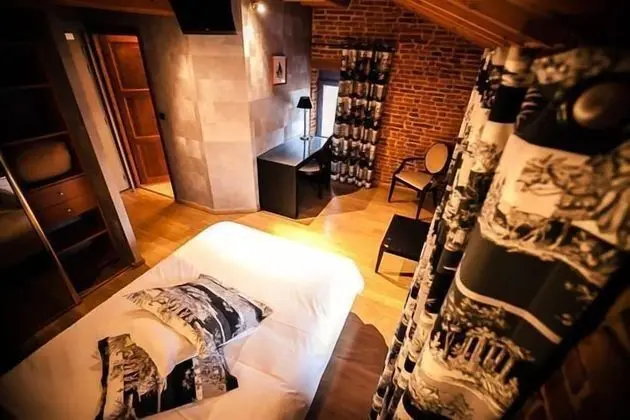 Comfort Tek Büyük Yataklı Oda