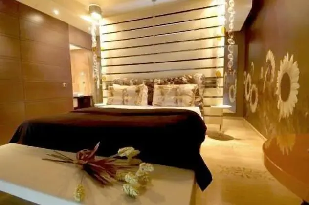 Luxury Room