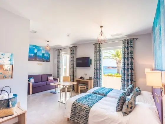 Deluxe Tek Büyük veya İki Ayrı Yataklı Oda, Deniz Manzaralı