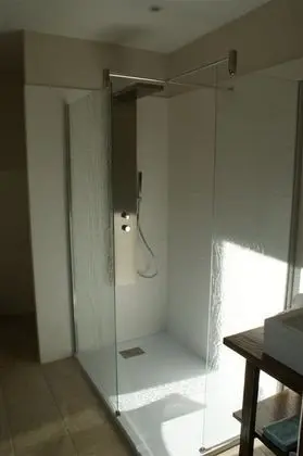 Standard Tek Büyük Yataklı Oda (Le Tarn)