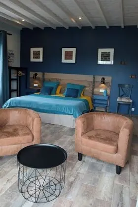 Chambre Triple Supérieure, Terrasse, Vue Jardin