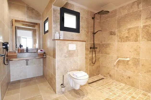 Suite, vue mer, grand bassin privé, terrasse privée