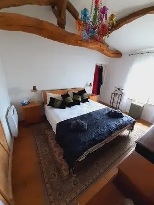 Comfort Tek Büyük Yataklı Oda, Banyolu/Duşlu, Bahçe Manzaralı (Swallows)