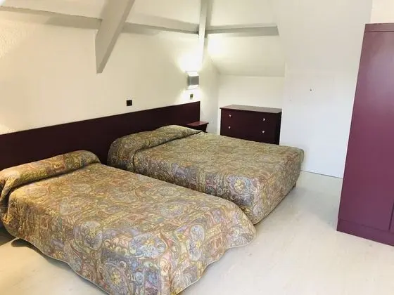 Tek Büyük veya İki Ayrı Yataklı Oda