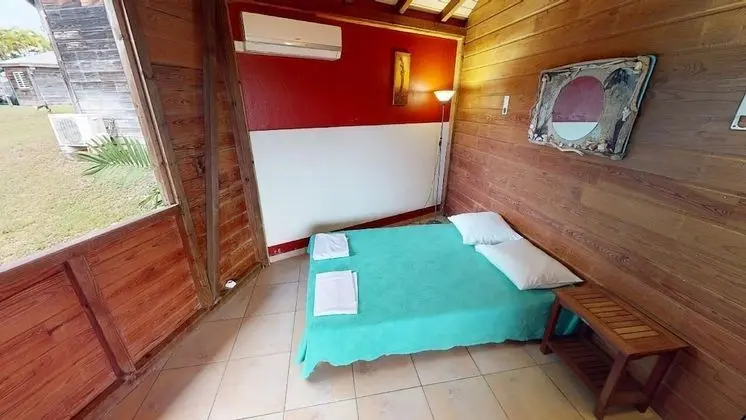 Basic Bungalov